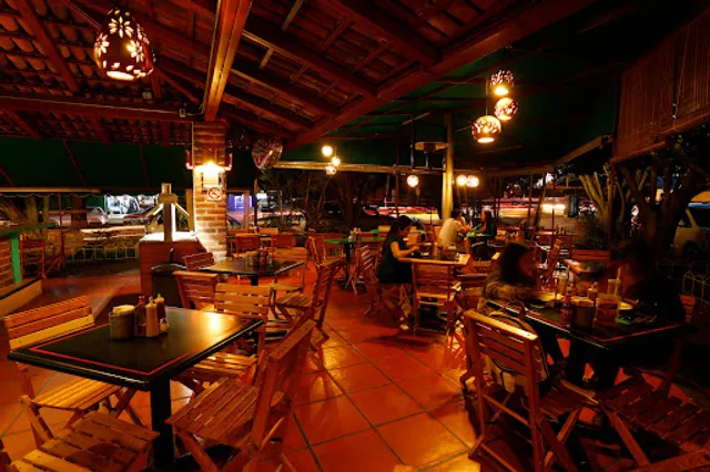 La Squina Monraz Restaurante