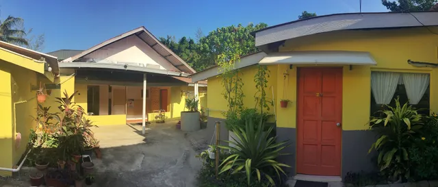 Zackry's Guest House