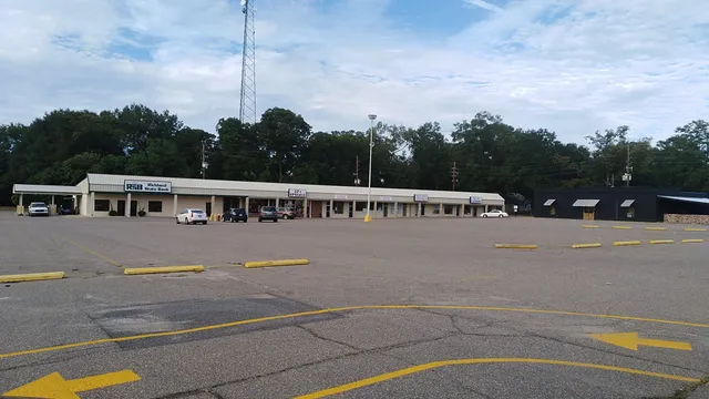 Magnolia Shopping Center