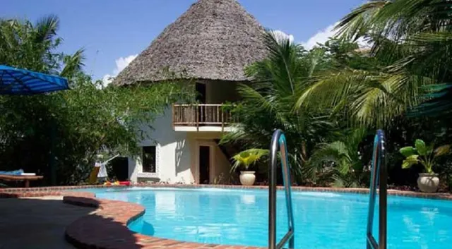 Coconut Grove - Diani Beach Villas