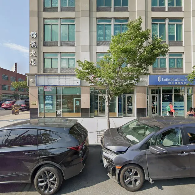 Dr Huang Dental Care 锦龙牙科