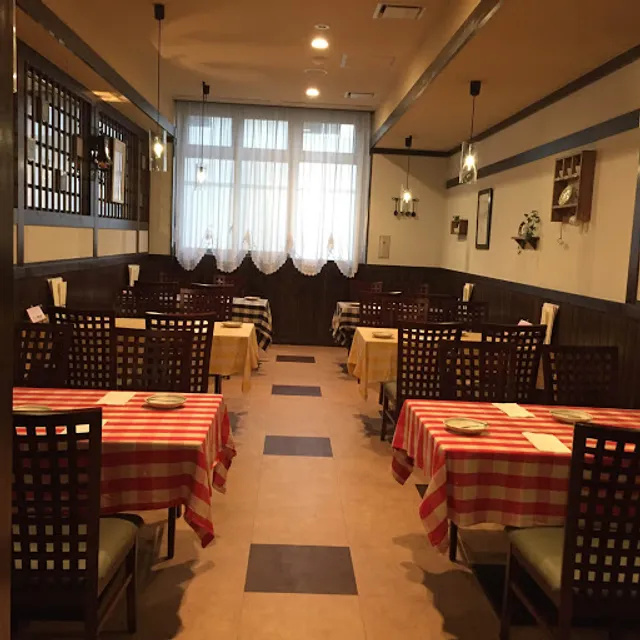 フランス食堂シェモア