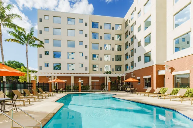Hyatt House Fort Lauderdale Airport - South & Cruise Port