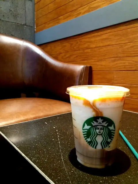 Starbucks City Shops Del Valle