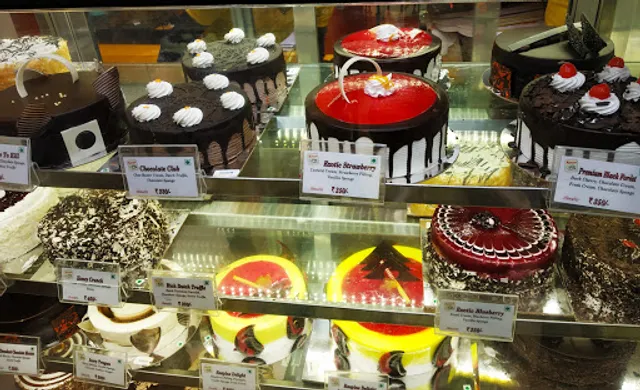 Merwans Cake Stop, Mumbai Central