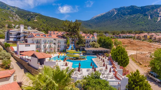 Sunshine Holiday Resort Otel