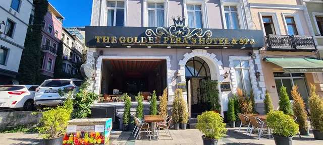 The Golden Pera's Hotel