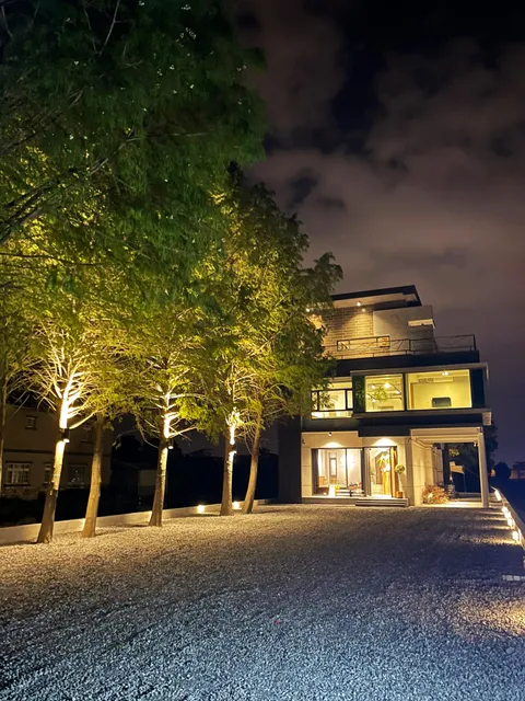 享佇民宿｜宜蘭三星清水模包棟民宿・落羽松庭院 × 燒烤晚餐套餐｜獨享景觀住宿首選｜團體家庭聚會旅遊推薦