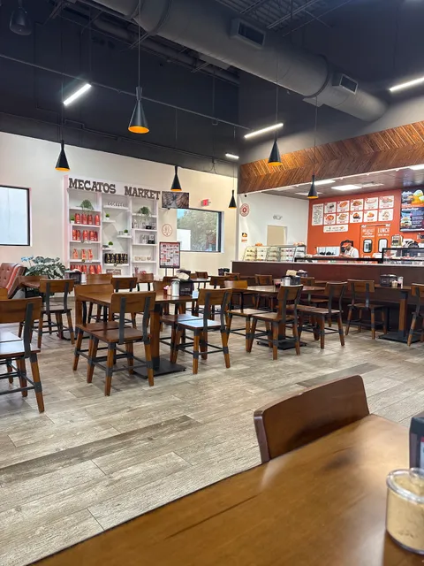 Mecatos Bakery & Café