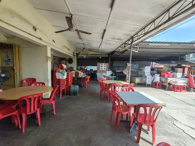 Restoran Happy Salt Baked Chicken