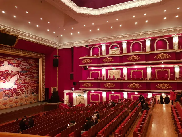 Universal Arts Center