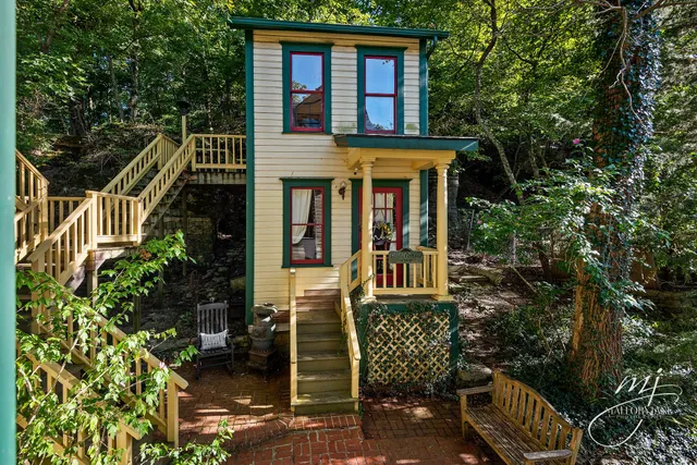 Peabody House Historic Inn