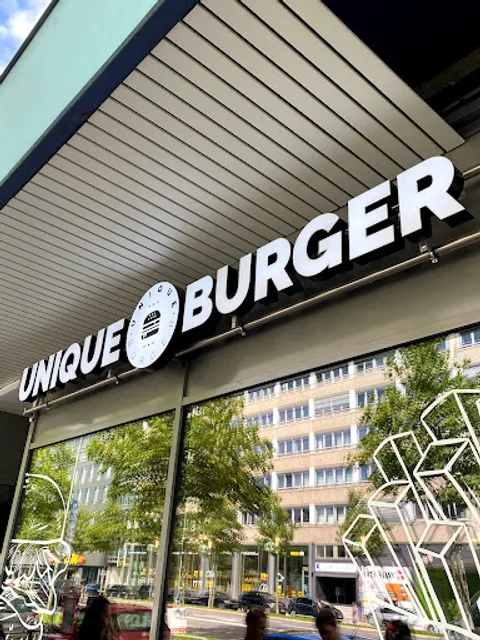 Unique Burger