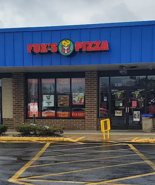 Fox's Pizza Den