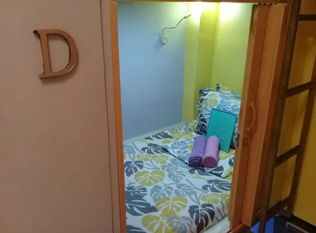 Aurora’s Private Cabin-Capsule Room