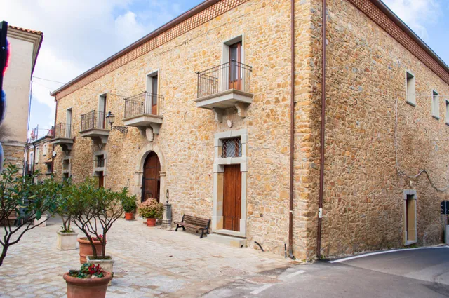 Palazzo Iaquinta - Rooms, Restaurant & Wellness