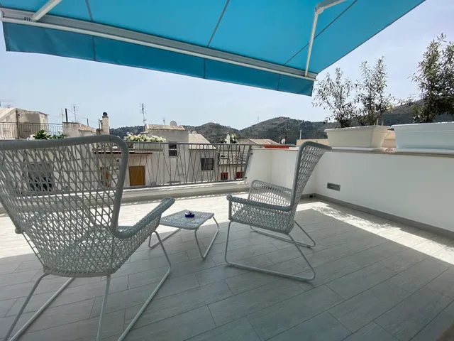 Casa Dante Bed and Breakfast