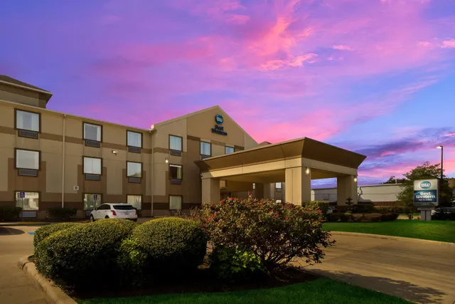 Best Western Galleria Inn & Suites