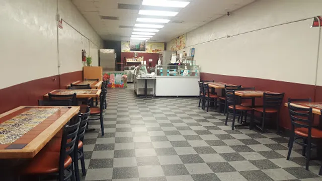 La Plazita Paleteria