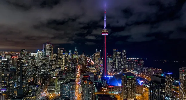 Holiday Inn Express Toronto Downtown