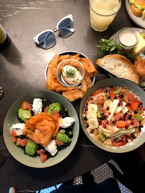 Birdie Food & Coffee