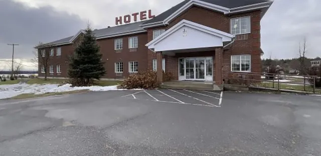 Le Portneuvois Hotel（勒波特纽瓦酒店）