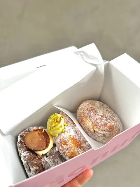 I'm donut? Omotesando