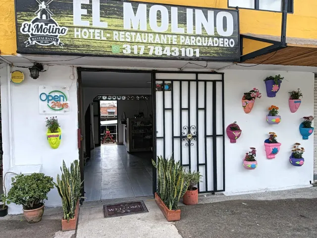 Hotel Restaurante y Parqueadero El MOLINO