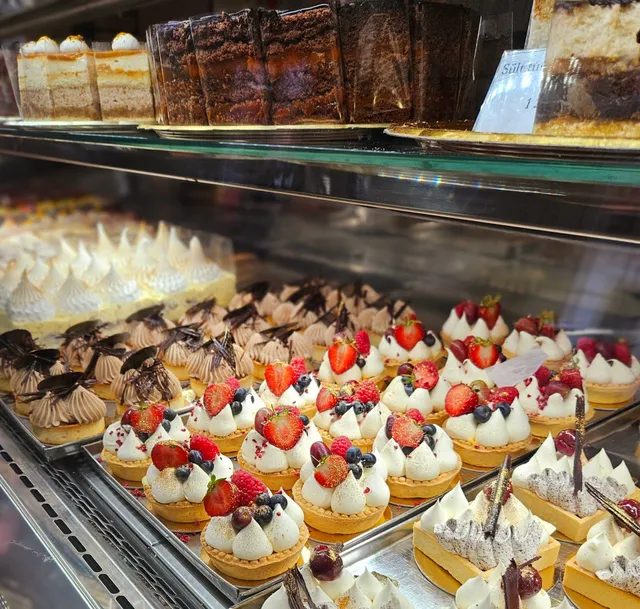 Kisgergely cukrászda