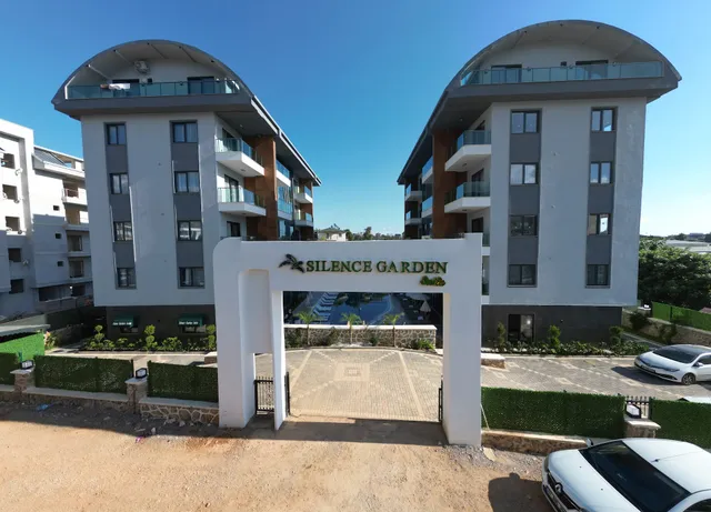 Silence Garden Suite