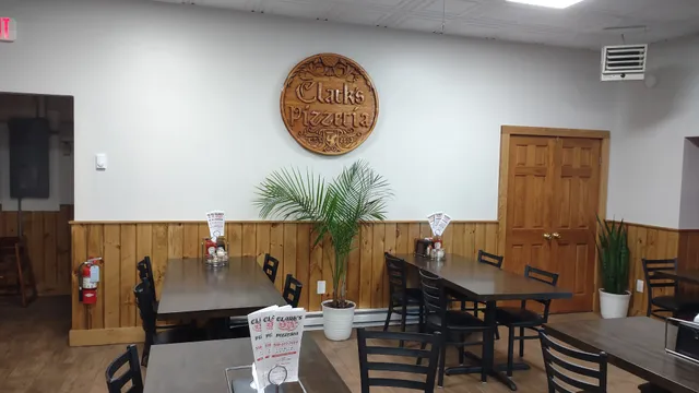 Clark's Pizzeria