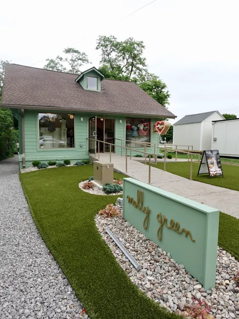 Molly Green - 12 South