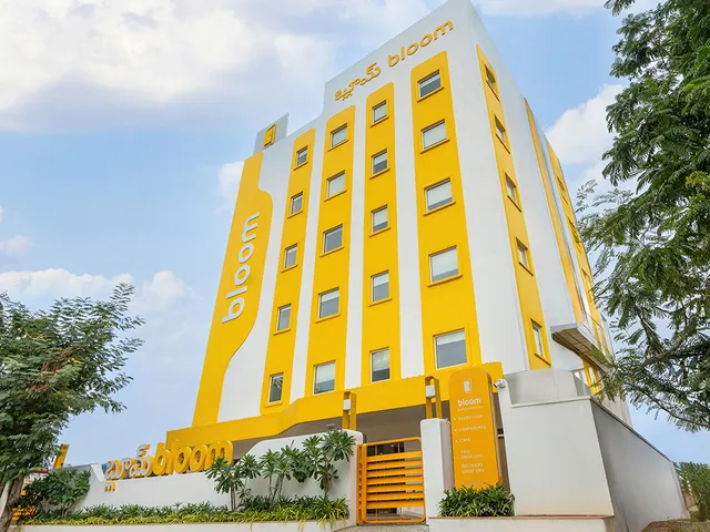 Bloom Hotel Financial District