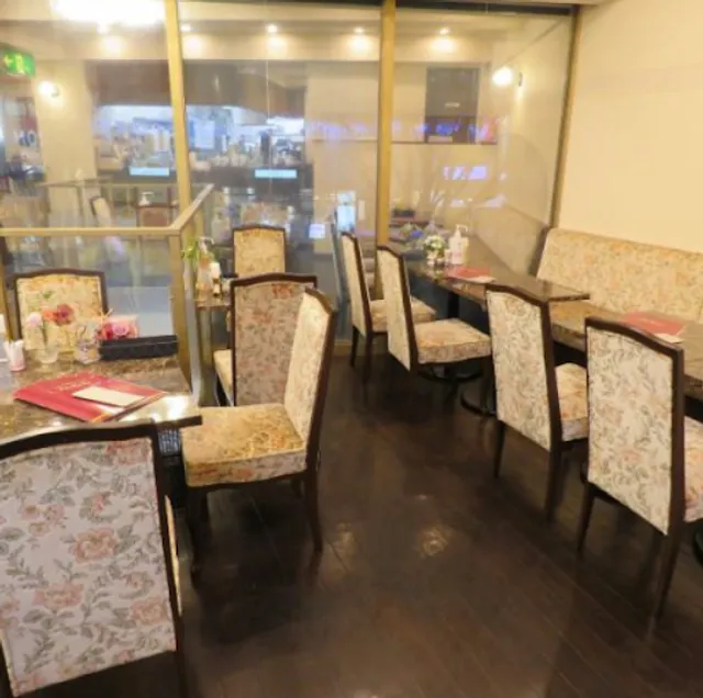 カフェ＆レストラン パーラーナルシマ Pâtisserie Chez-Nous 柏