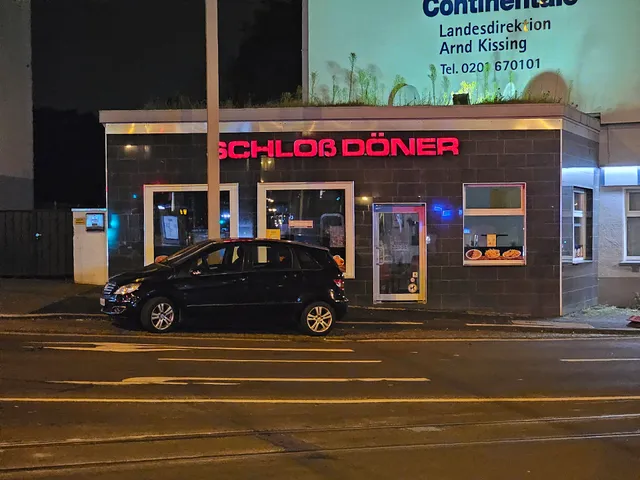 Schloß Döner essen