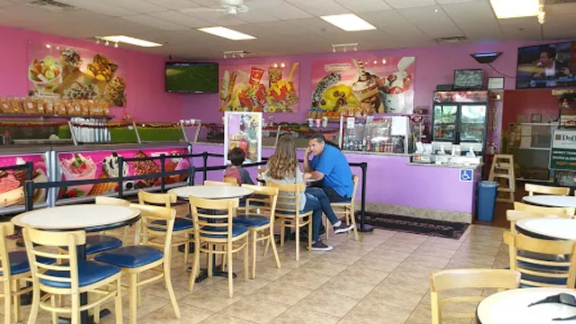 La Michoacana Ice Cream Parlor