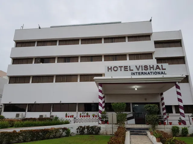 Hotel Vishal International