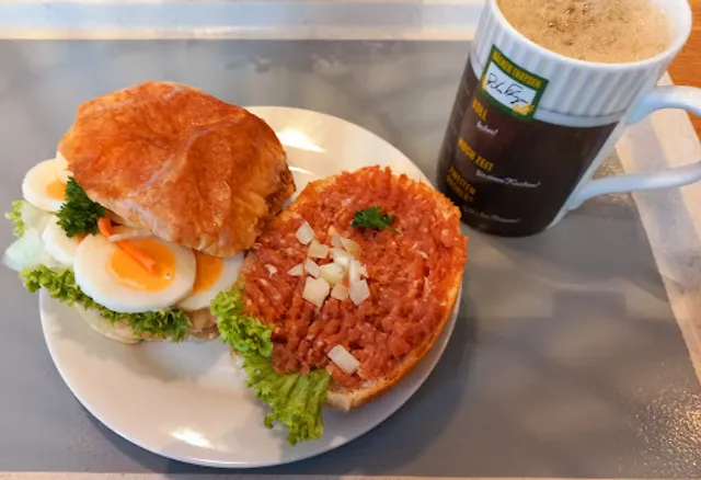Bäcker Thaysen mit Café