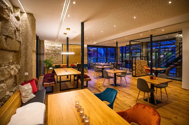 Zum Johann - Hellmuth Mantel