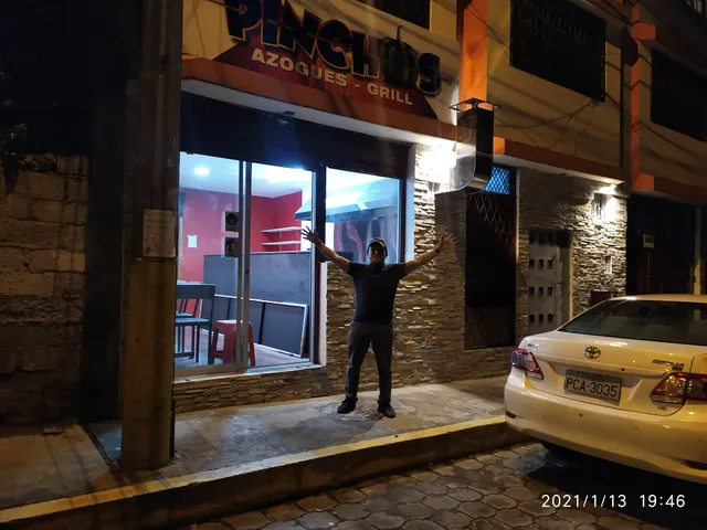 Pinchos Azogues Grill