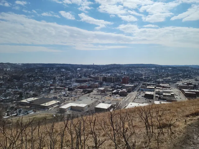 He Mni Can - Barn Bluff Regional Park