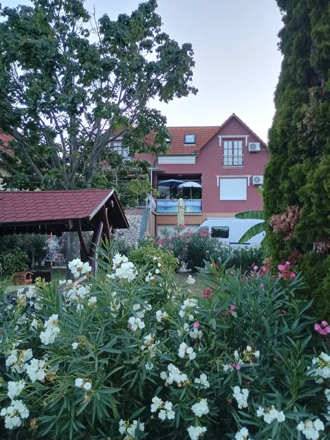 Dóra Stúdió Apartmanok