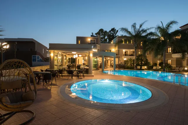 Ξενοδοχείο Okeanis Golden Resort