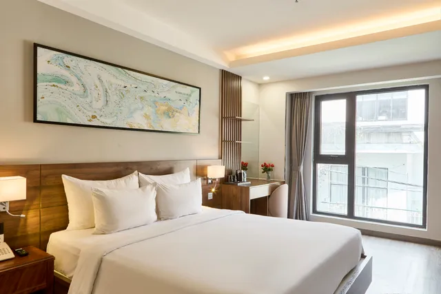 Central Park SaiGon Hotel