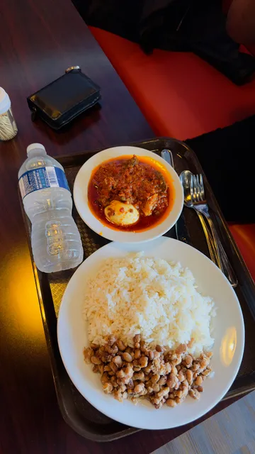 HallyCraft the Búkà, Nigerian/African Restaurant