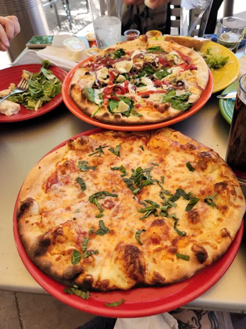 Il Vicino Wood Oven Pizza - West Side Albuquerque