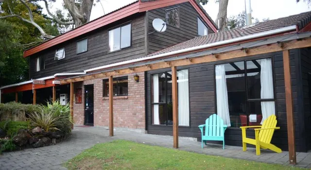 The Hobbit Motorlodge