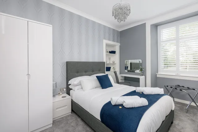 No.10 Stay Dunfermline