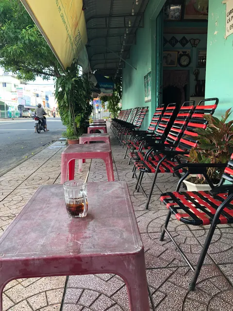 Cafe Nhân Quý