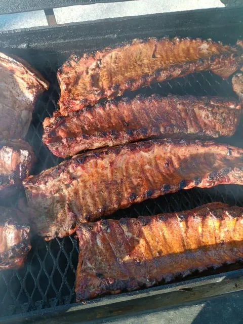 TENO'S BBQ (hot off the grill)